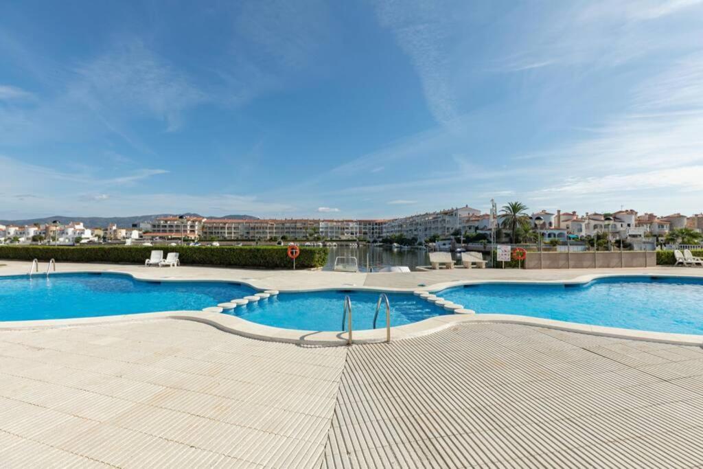 Flateli Empuriabrava Exterior foto